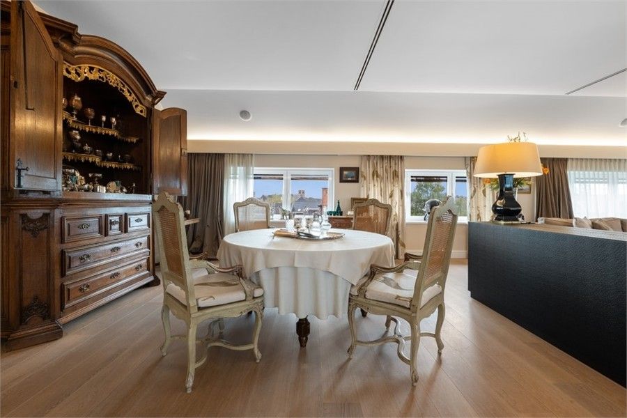LUXUEUS APPARTEMENT VAN 365M² MET AFWERKING VAN HOOGSTE KWALITEIT IN TONGEREN foto 6