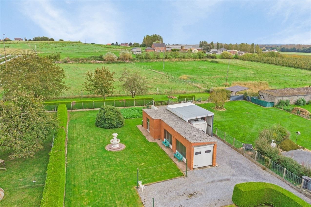 Instapklare woning, 3slk, met weiland 52a foto 26