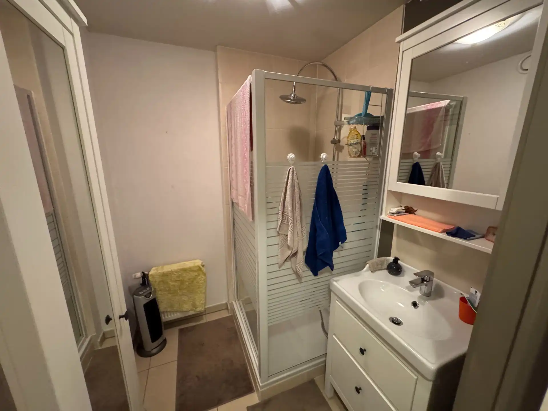 Appartement met 2 slaapkamers op toplocatie in De Haan centrum. foto 8