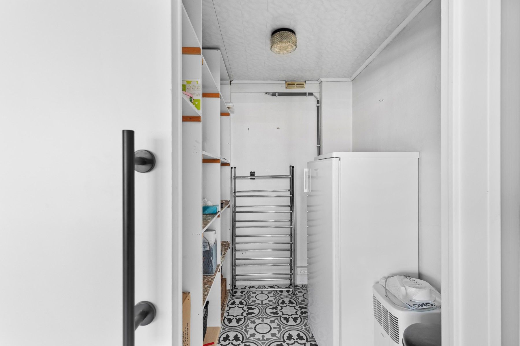 Instapklaar appartement met garage en terras in Deinze. foto 8