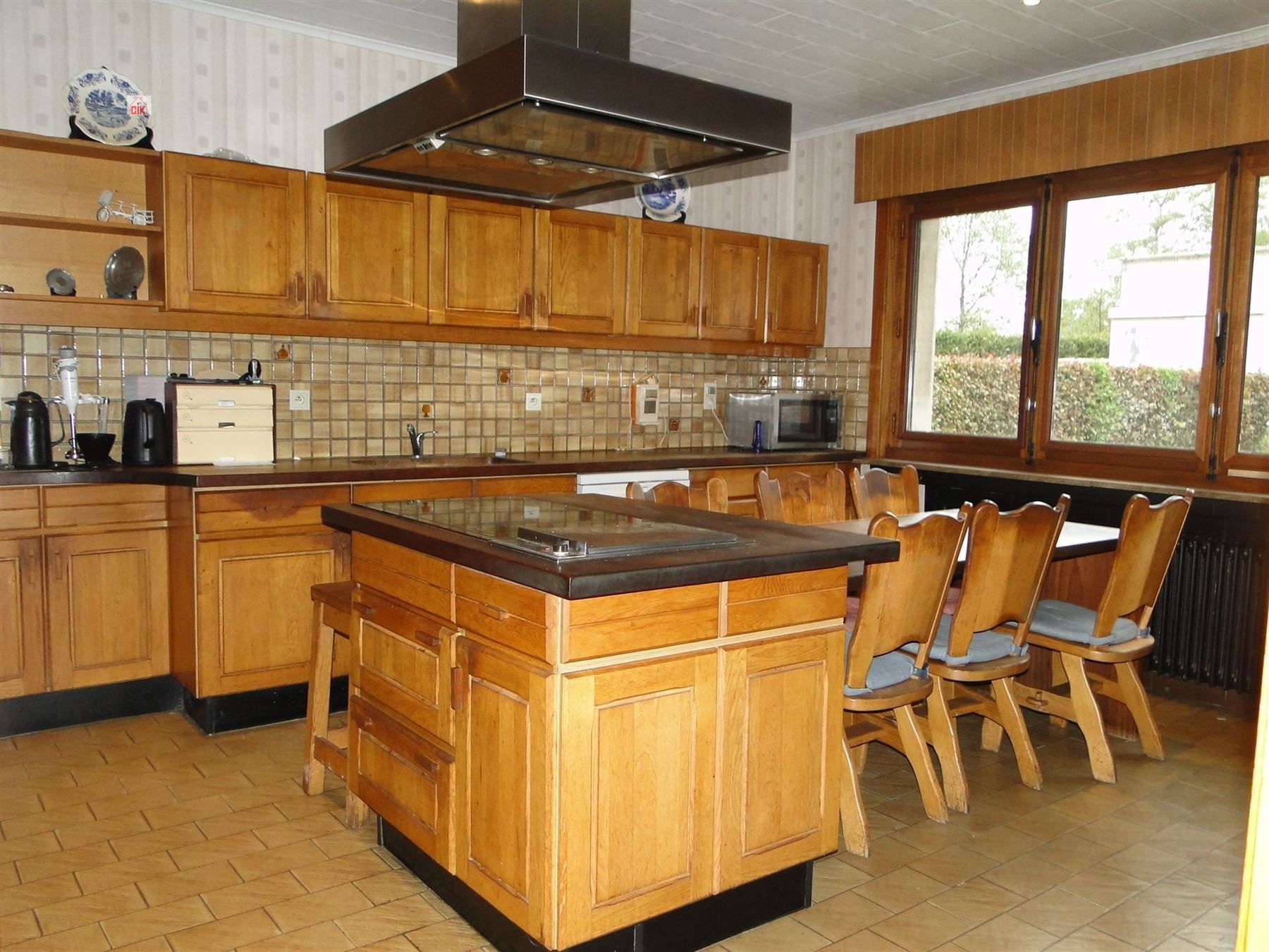 Villa met garage en zwembad  foto 11