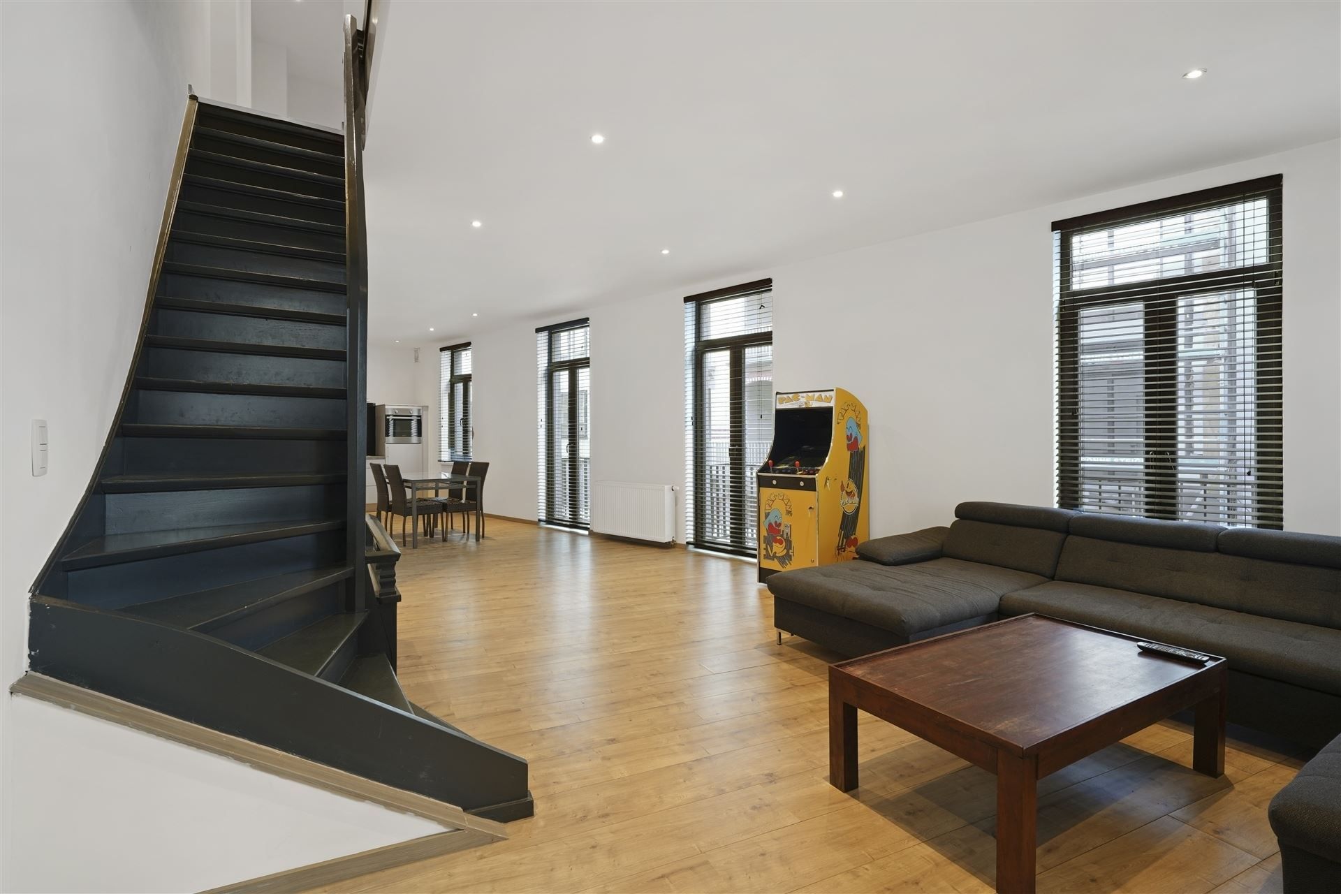 CENTRALE LIGGING / RUIME WONING foto 9