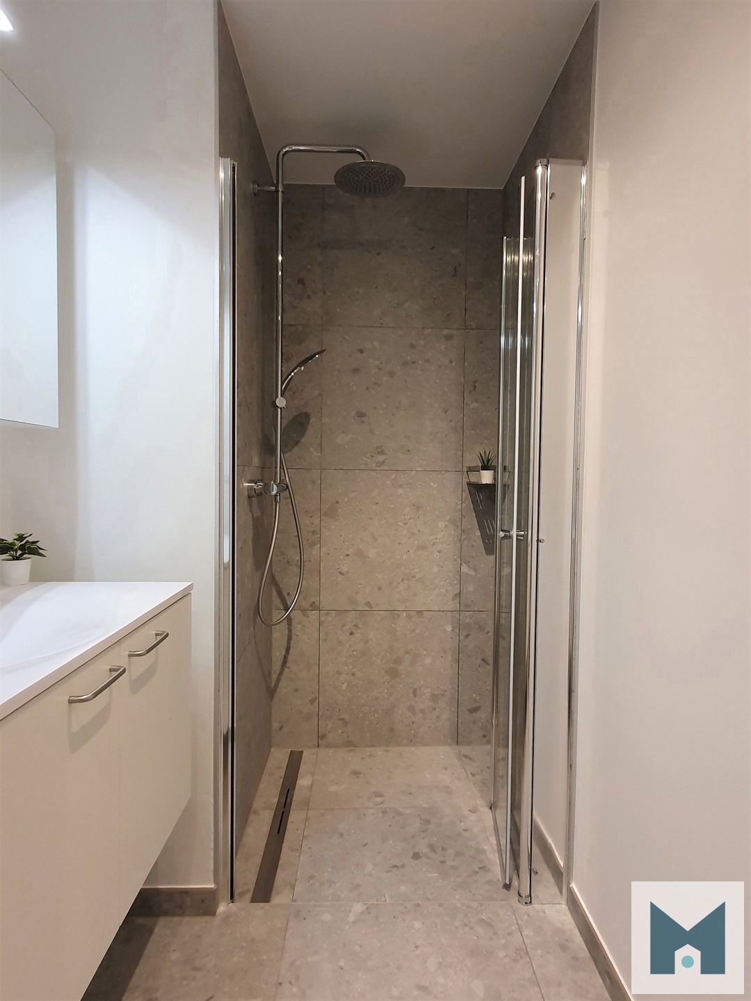 Prachtig lichtrijk nieuwbouwappartement met 2 slaapkamers! foto 17
