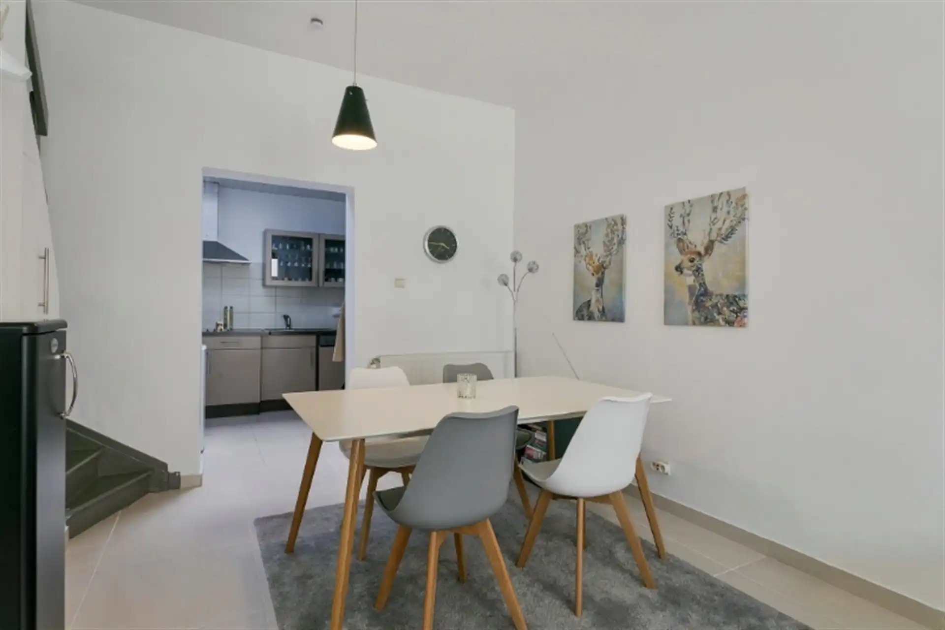 Instapklare woning gelegen op wandelafstand van het centrum en stadspark te Aalst. foto 6