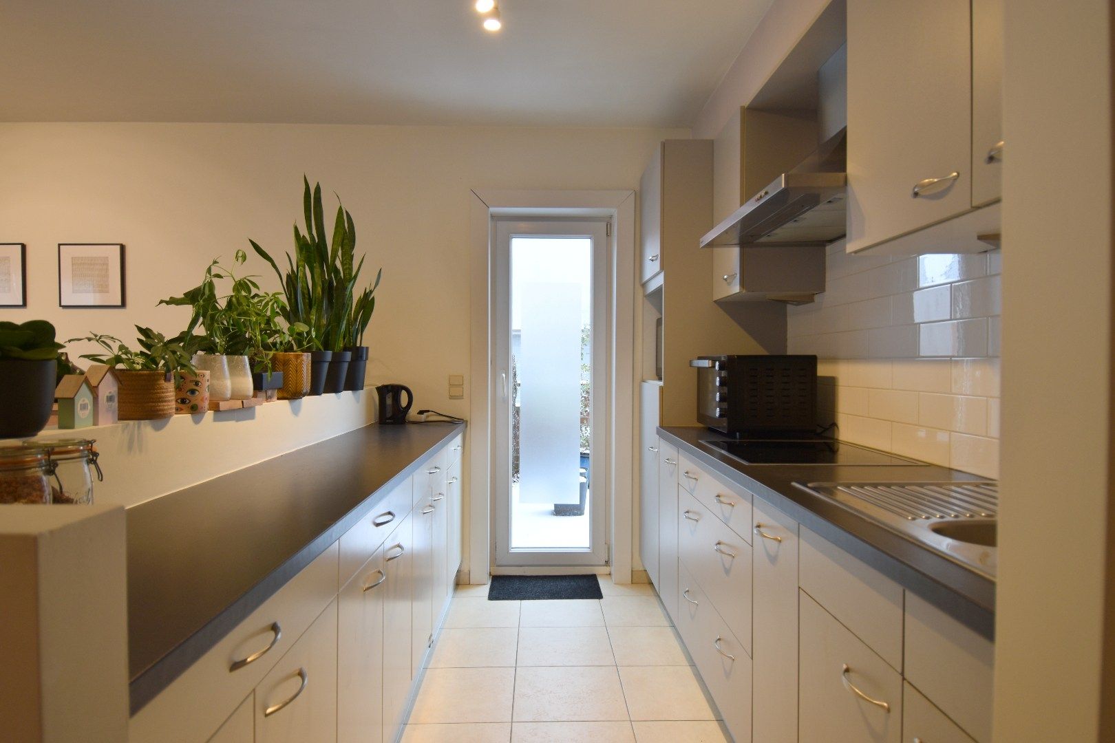 Gelijkvloers appartement met 1 slaapkamer en groot terras vlakbij de Gavers te Harelbeke foto 7