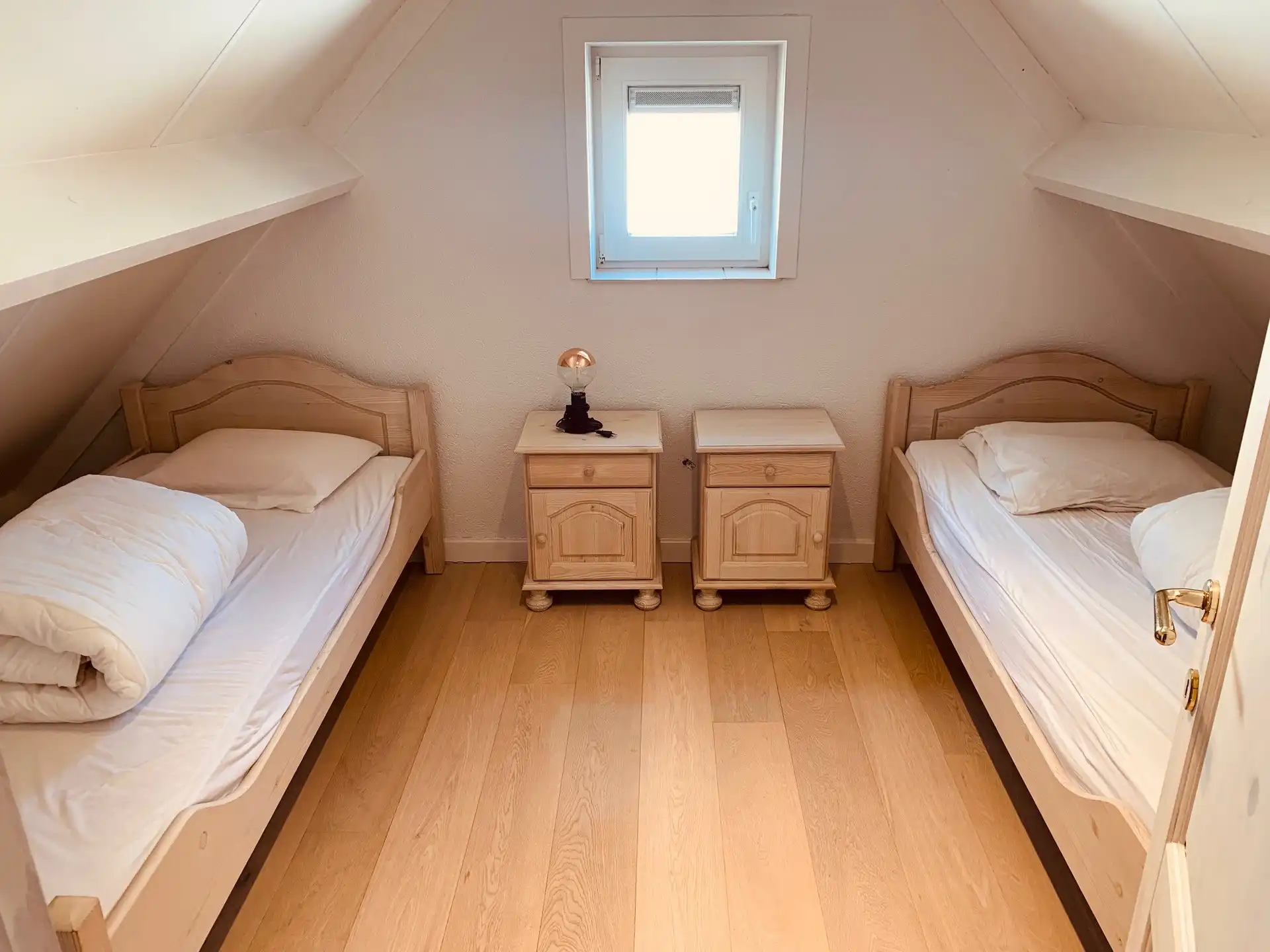 Charmante gerenoveerde visserswoning met zongerichte tuin en open zicht op de polders 🌾 foto 8