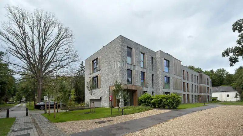 Instapklaar recent luxe appartement 130m² + terras 14m² in parkdomein Hof ter Beuken foto 12