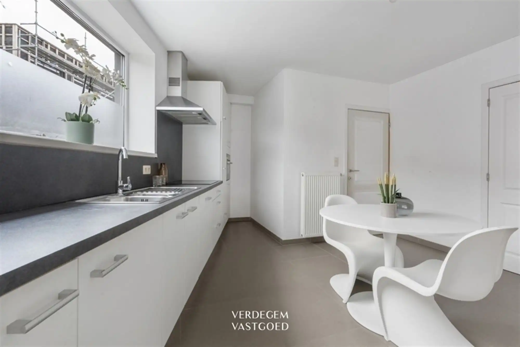 Gezellig en energiezuinig wonen in een rustige buurt foto 6