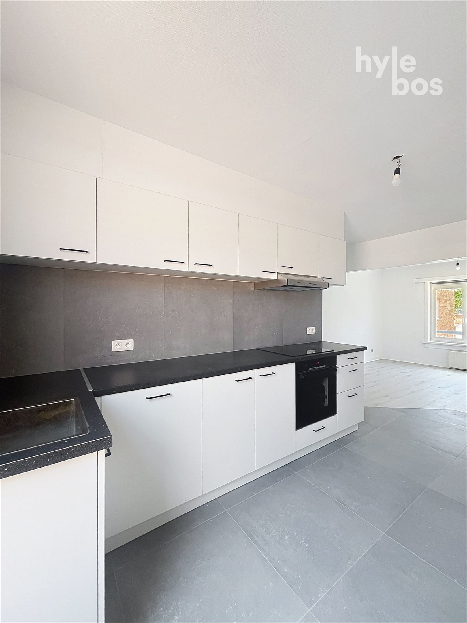 Centraal gelegen gerenoveerd duplex appartement foto 7