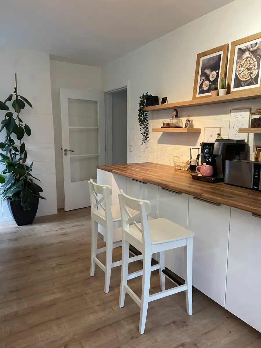 Gerenoveerd en energiezuinig duplex-appartement met parkings foto 9