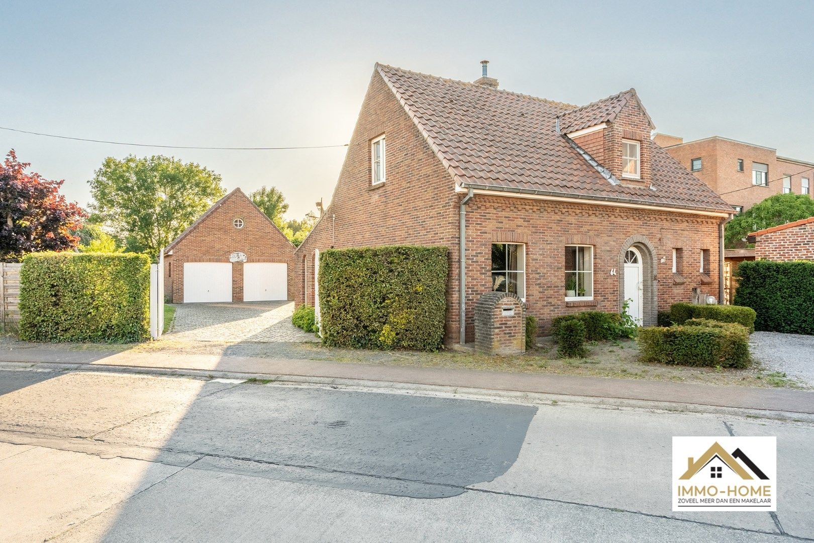 ()=>{if(producerUpdateValueVersion(node),producerAccessed(node),node.value===ERRORED)throw node.error;return node.value} Sint-Elooistraat 64 - - 9080 Zeveneken