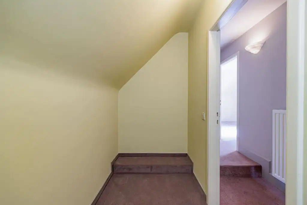 Mooie villa in de doodlopende straat in wijk "Zonnebos" foto 24