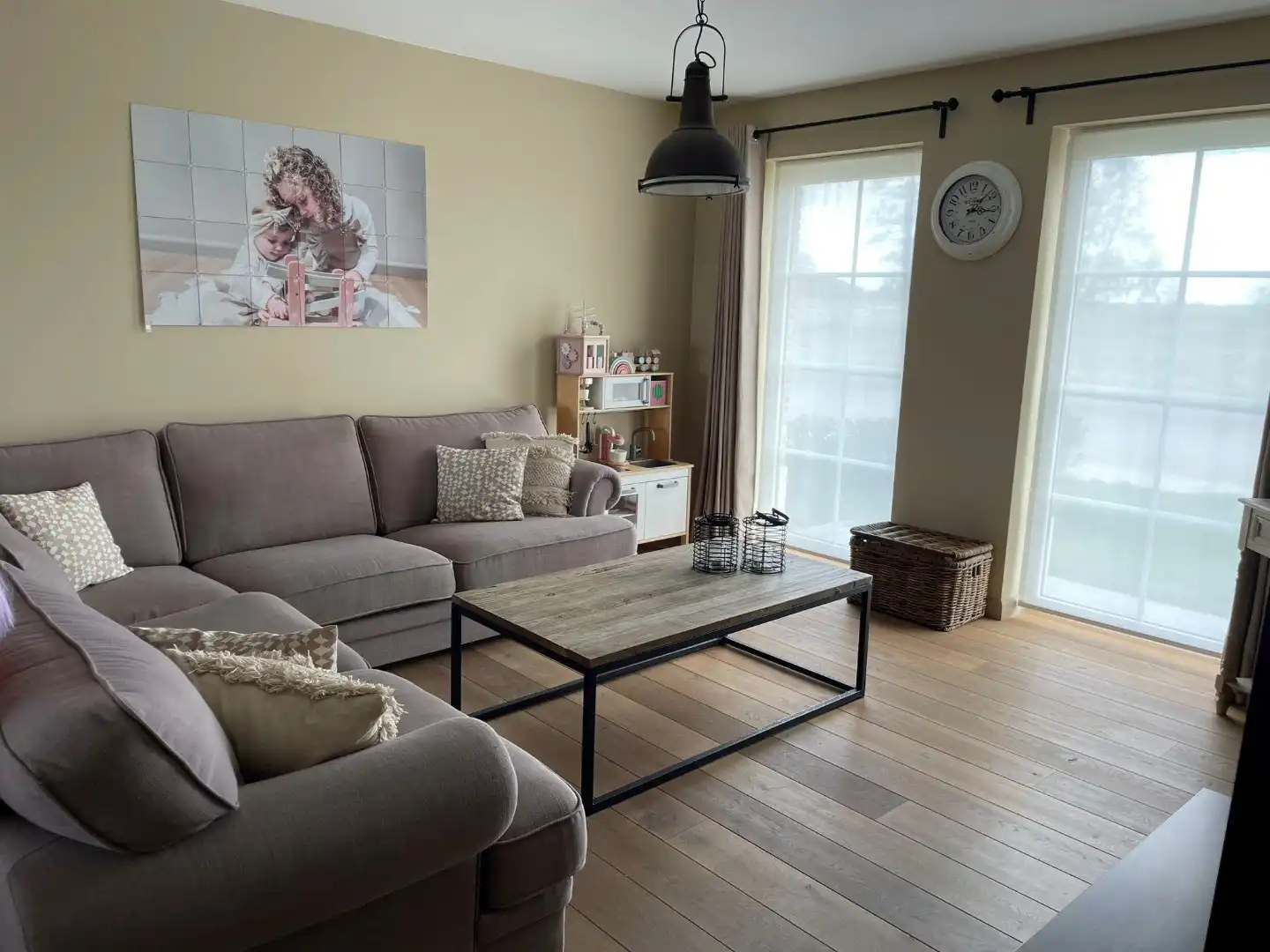 Instapklare woning met tuin en garage te huur in Staden foto 2