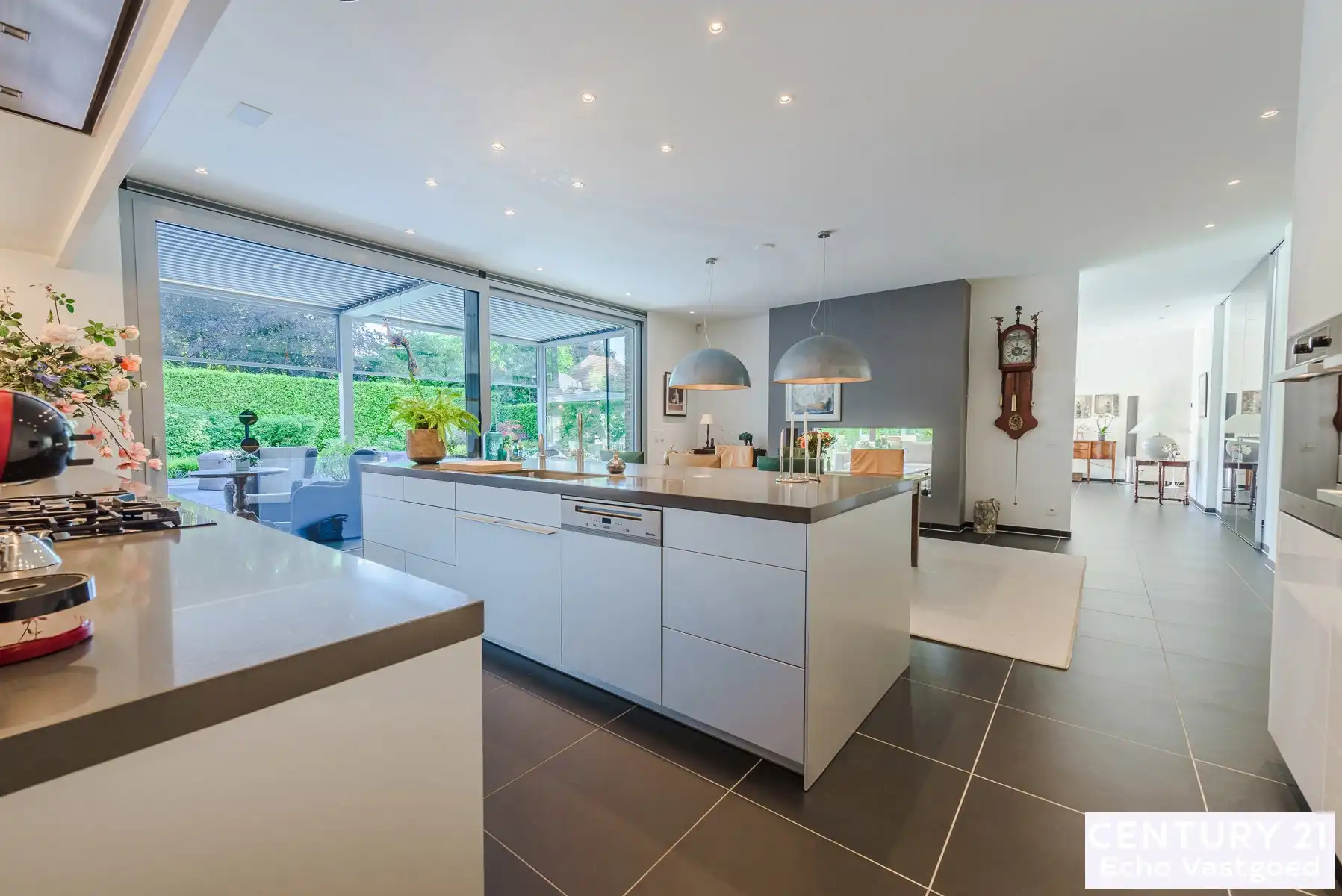 Exclusieve onderhouden architectenvilla in villawijk De Lint foto 5