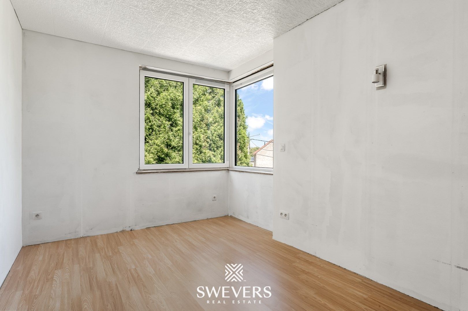 Stijlvolle woning met 4 slpk en prachtige tuin in Tongeren foto 24