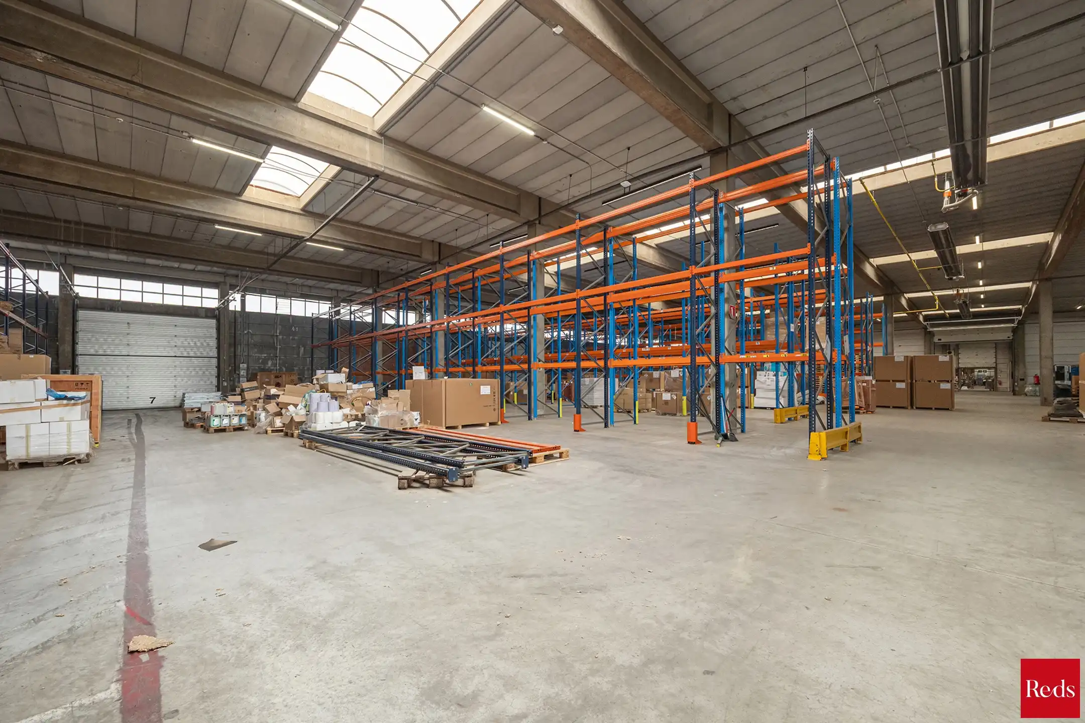 logistiek bedrijfsgebouw te huur op toplocatie foto 6
