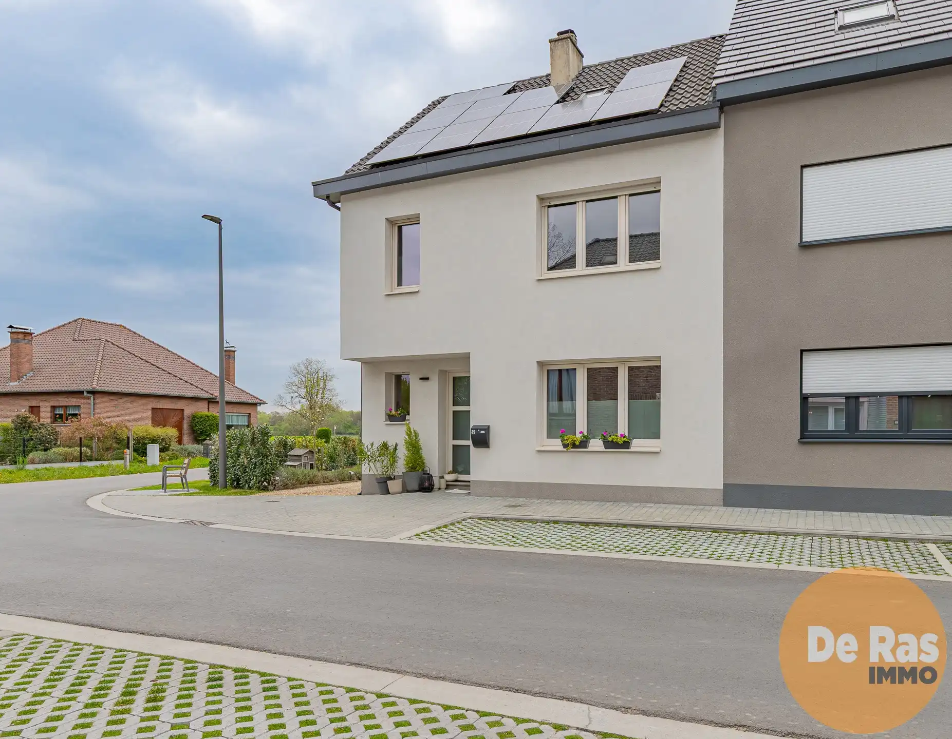 NINOVE-Volledig gerenoveerde HOB in doodlopende straat  foto 28