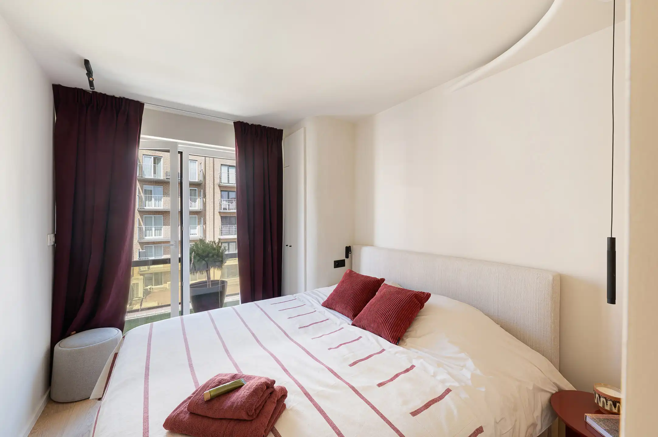Lichtrijk gerenoveerd appartement met open zichten  foto 20