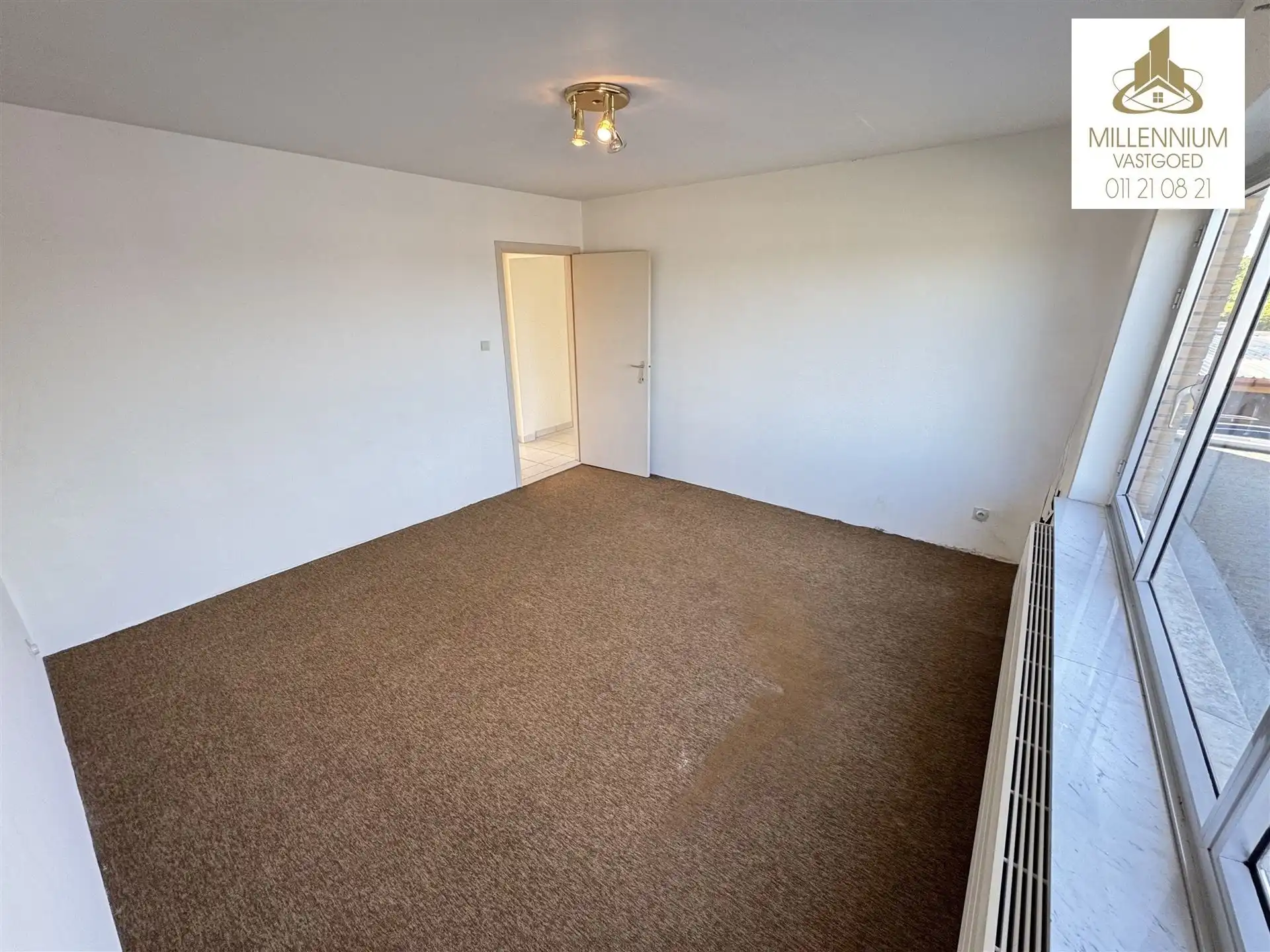 Ruime 4-Slaapkamerwoning en 2 Badkamers in Diepenbeek foto 18