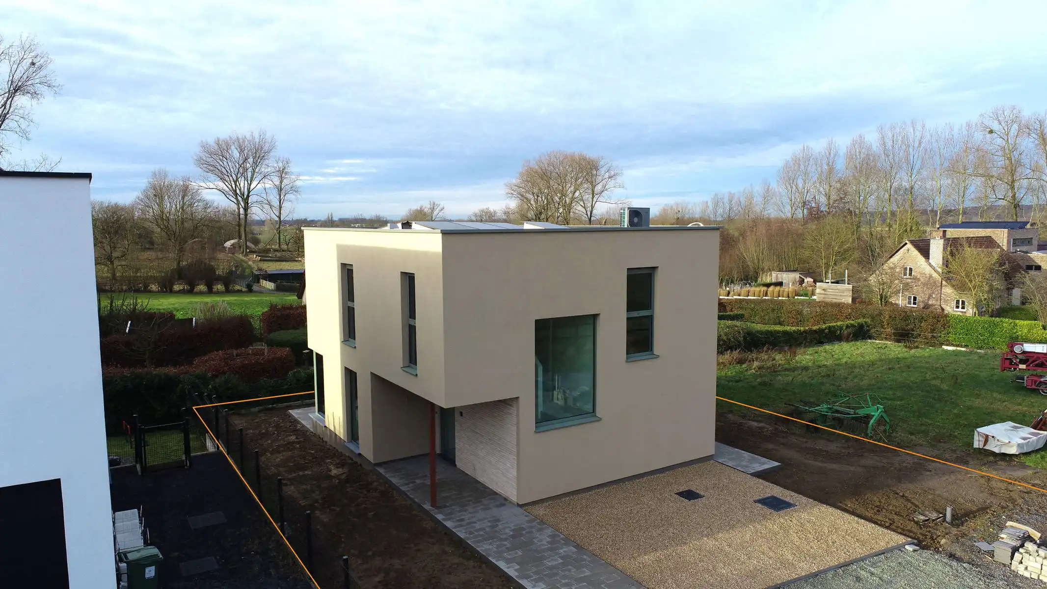 Afgewerkte nieuwbouwwoning met 4 slaapkamers foto 26