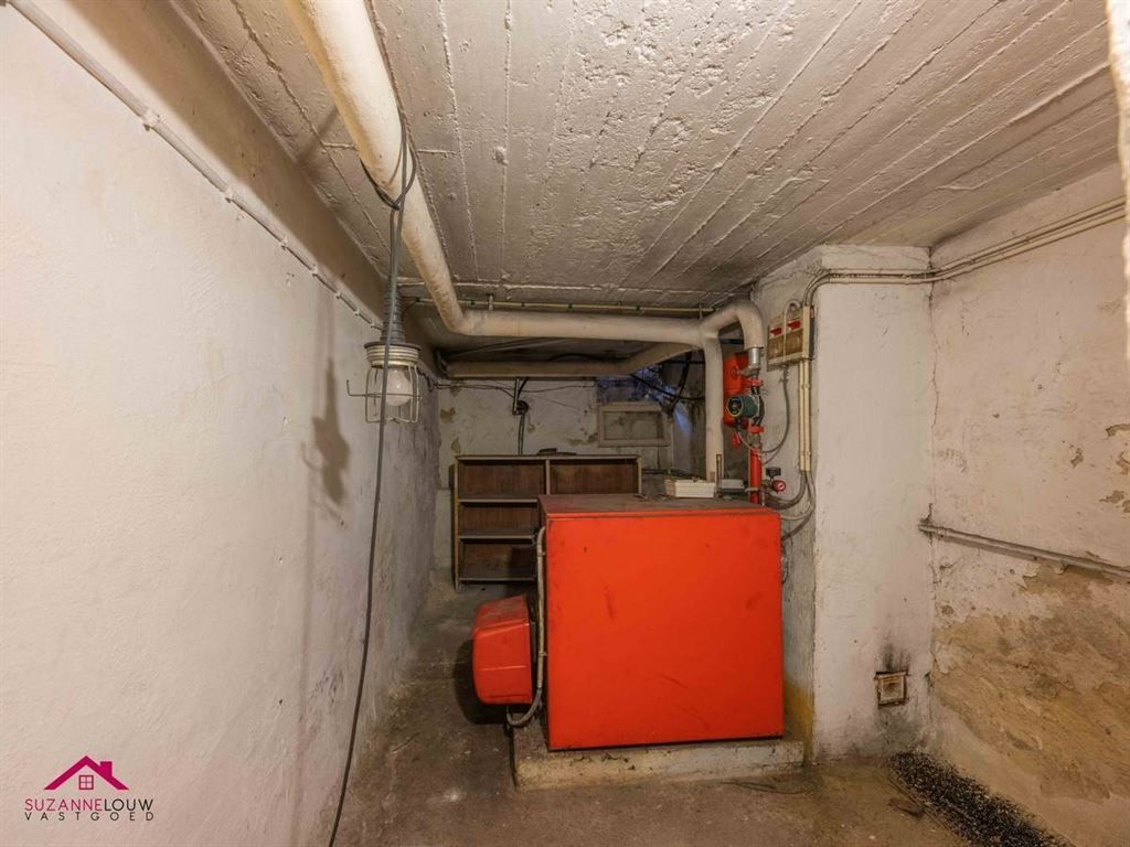 Half-vrijstaande woning met 3 slaapkamers foto 38