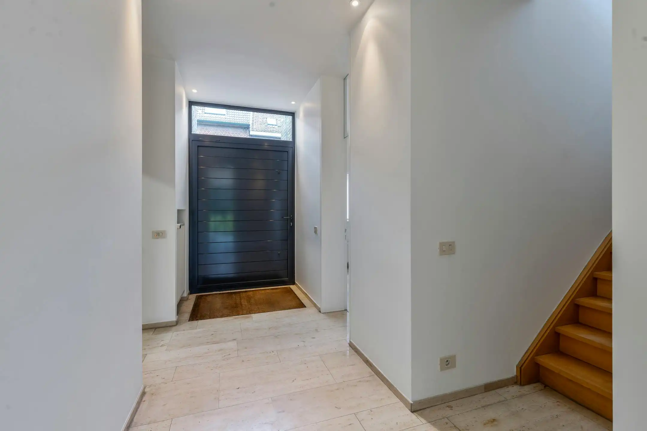 Half open woning met groene oase te koop in Bissegem foto 5