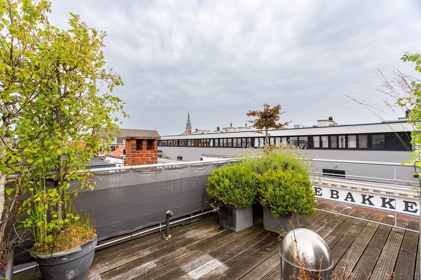 Uniek dakappartement met riant terras en prachtige uitzichten! foto 12