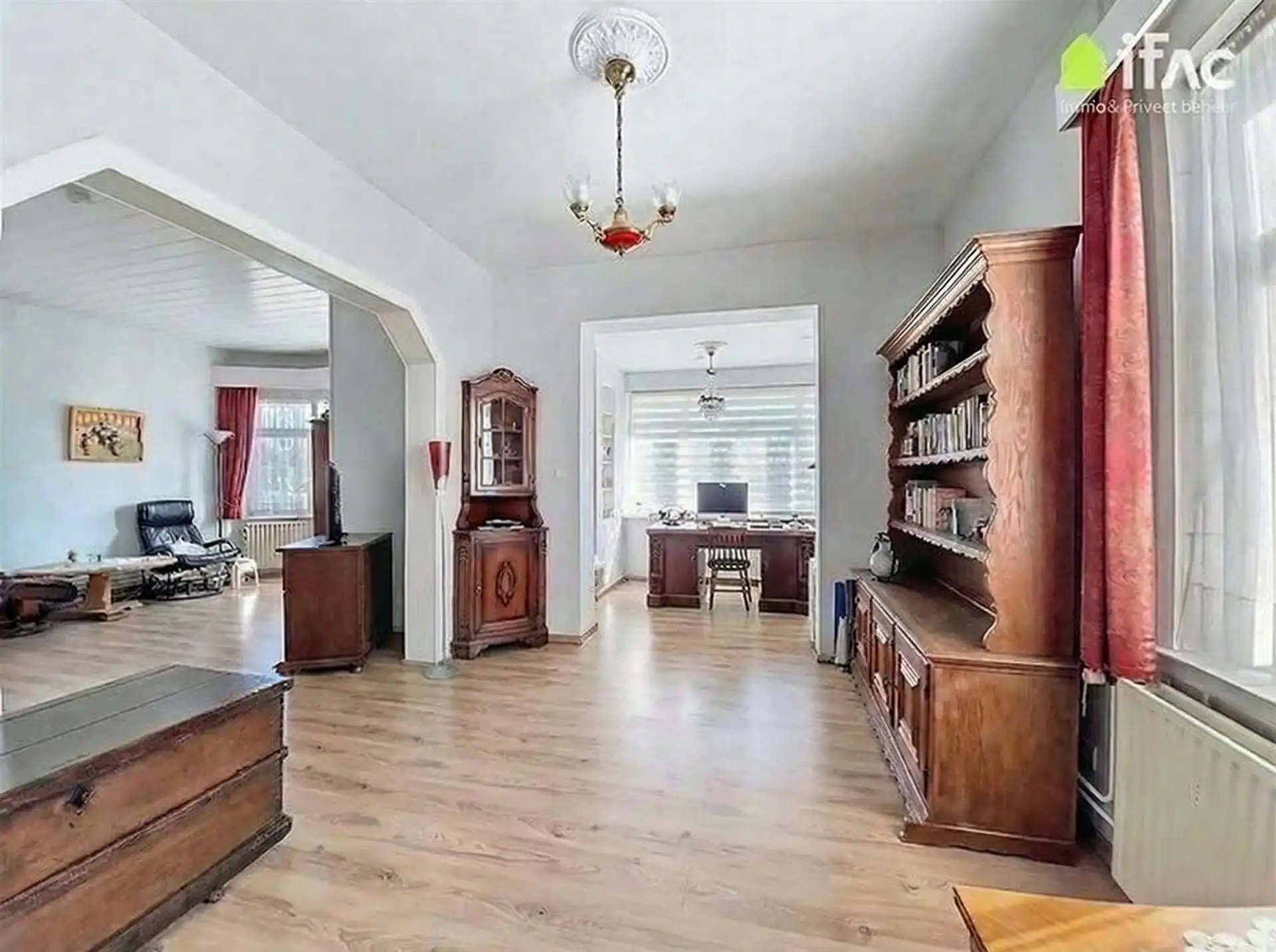 Rustig gelegen villa met atelier ±60m² op 10,25a foto 3