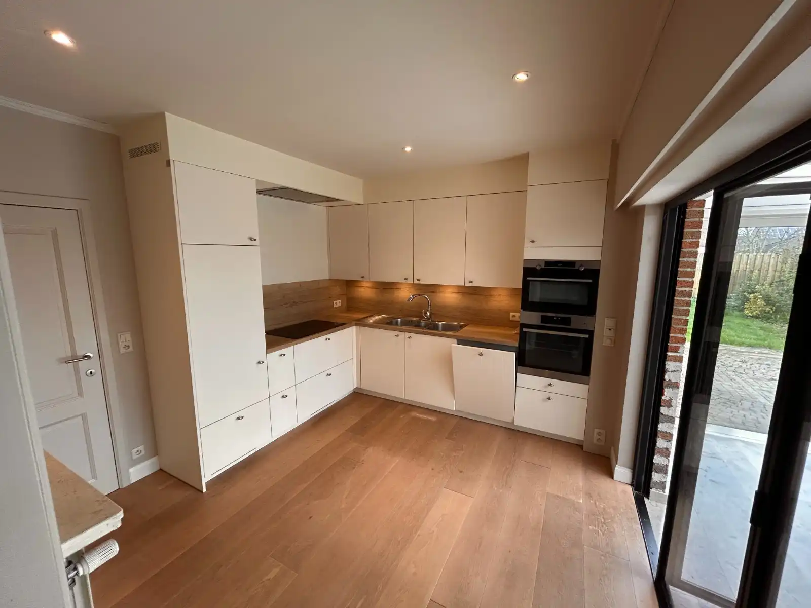 Instapklare woning nabij centrum Deinze foto 6