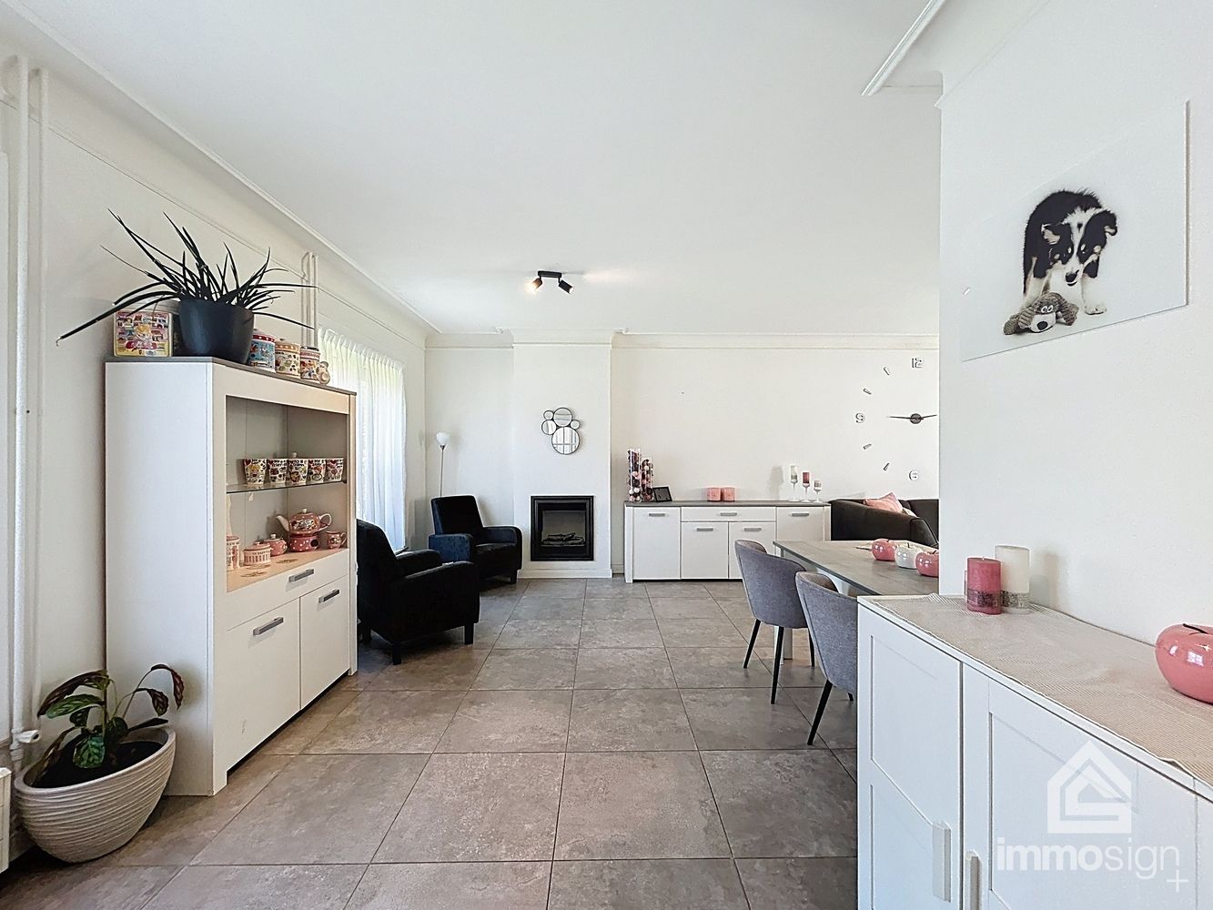 Instapklare gezinswoning met 3 slaapkamers, 2 badkamers, vrijstaande garage en prachtige tuinkamer foto 18
