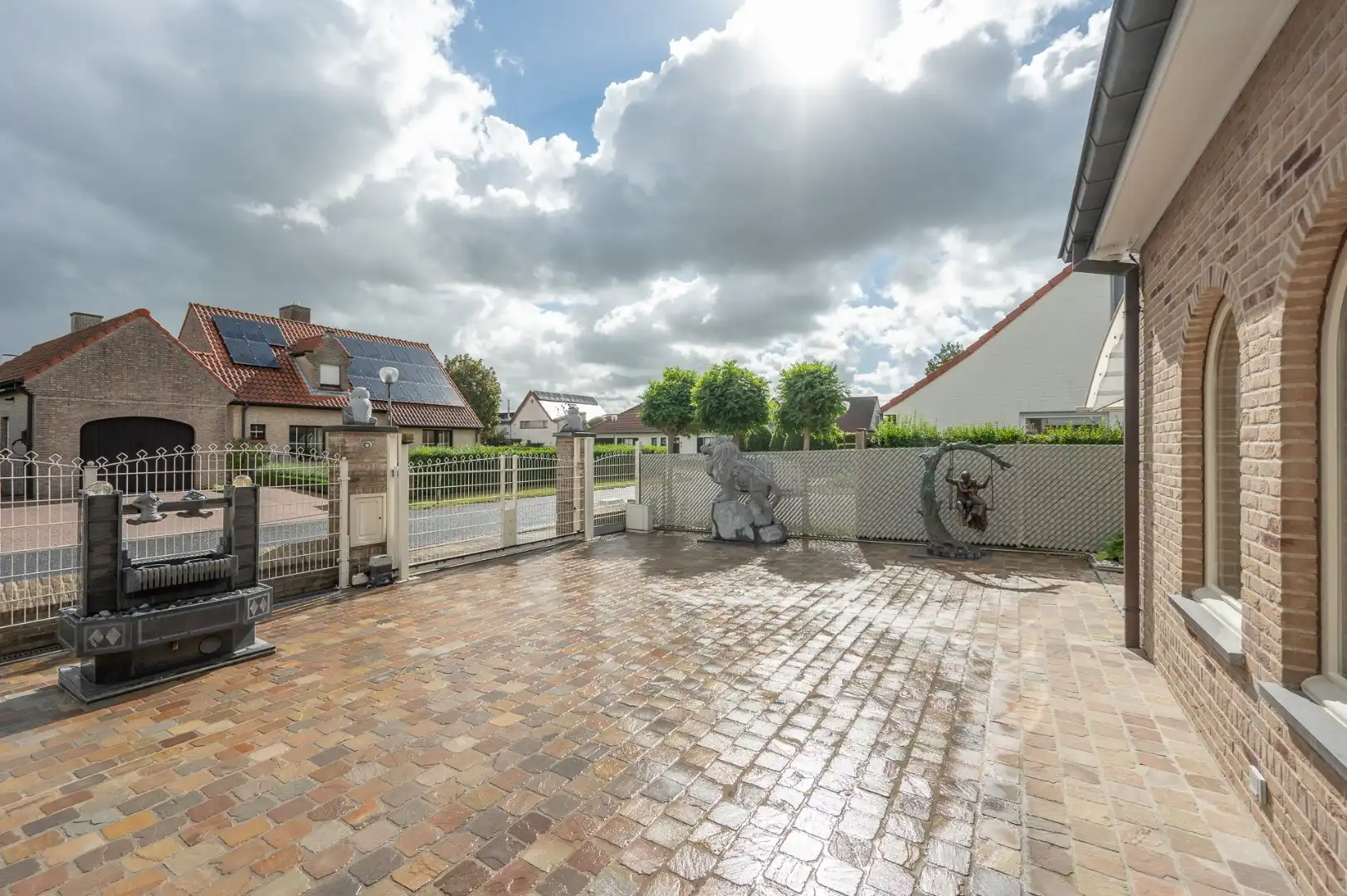 Klassevolle villa in residentiële villawijk te Knokke-Heist foto 4