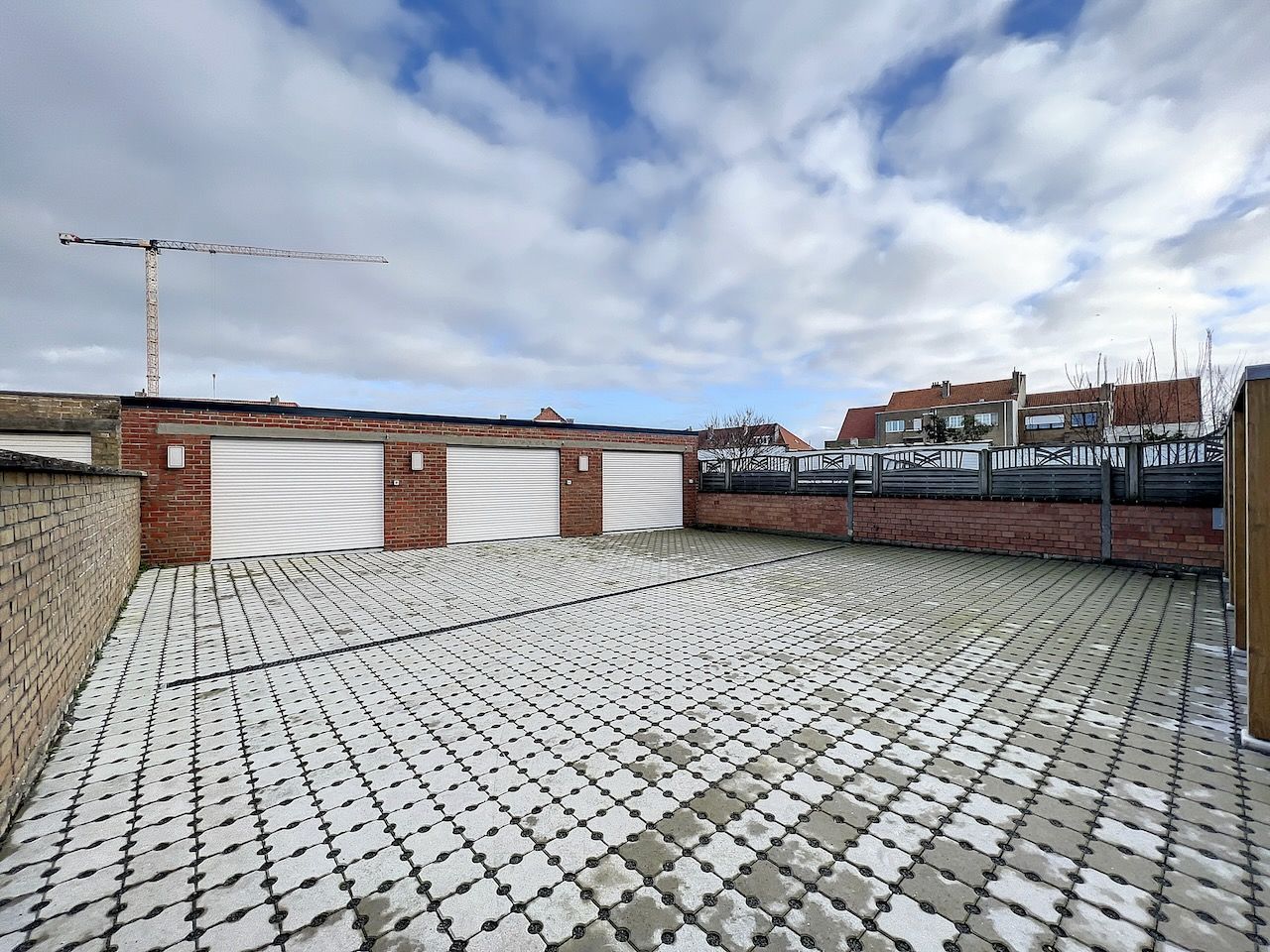 Gerenoveerd, energiezuinig appartement met garage, centraal gelegen. foto 15