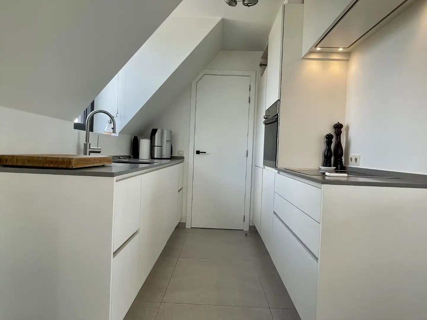 Prachtig dakappartement met 3 slaapkamers MET staanplaats foto 6