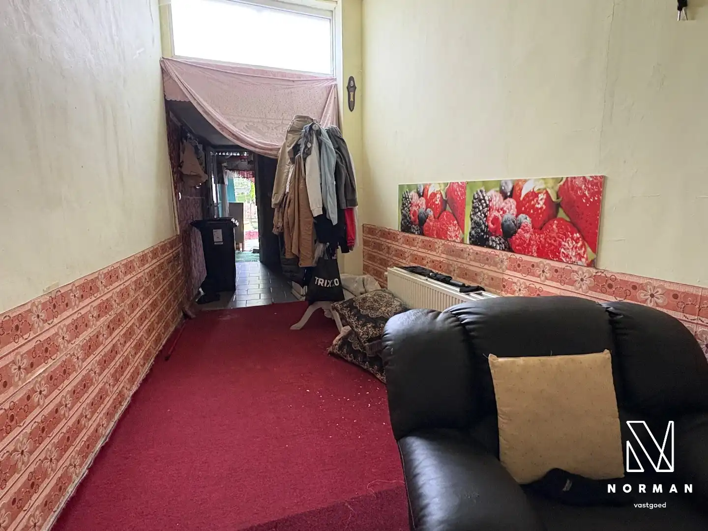 Te renoveren woning te koop in Harelbeke foto 3