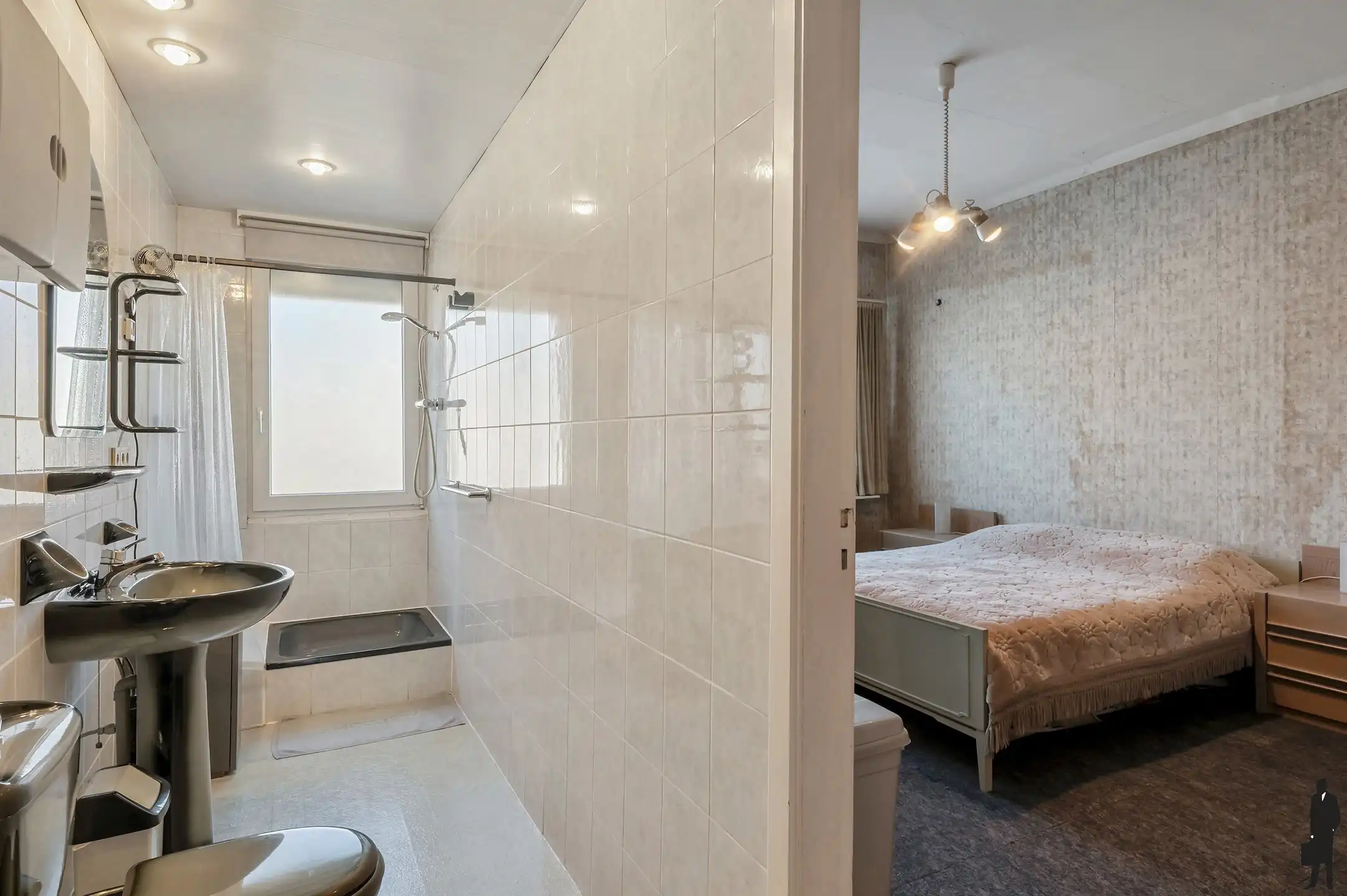 Ruime gezinswoning met bouwgrond. foto 13