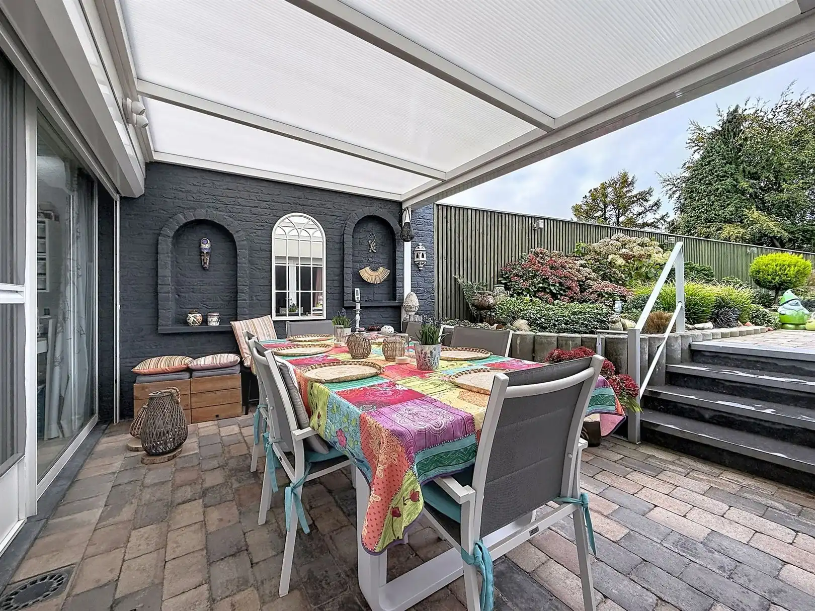 Instapklare stadswoning, tuin, 2 garages, 3a 17ca foto 32