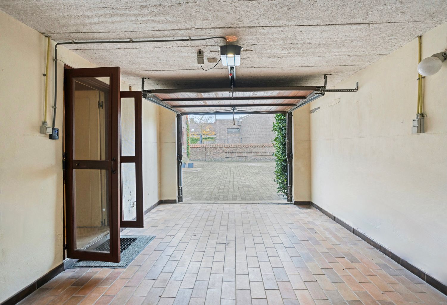 KARAKTERVOLLE DUBBELWOONST IN EEN DOODLOPENDE STRAAT foto 15