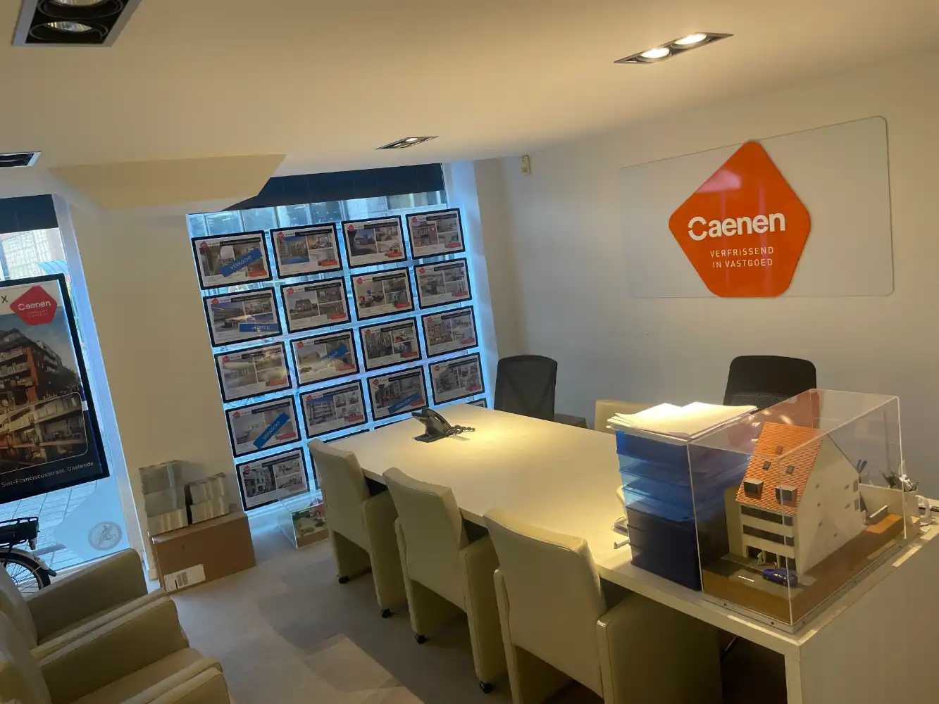 Ruim handelspand te huur aan de jachthaven van Oostende foto 8