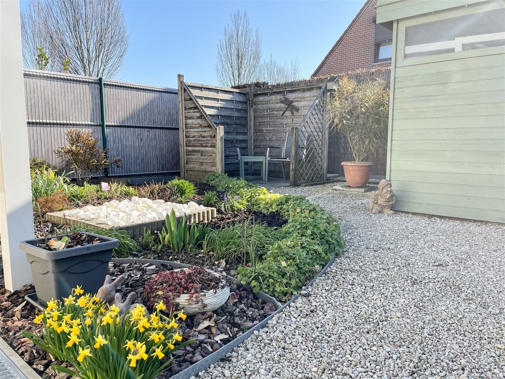 Instapklare woning te huur met 3 slpks foto 12