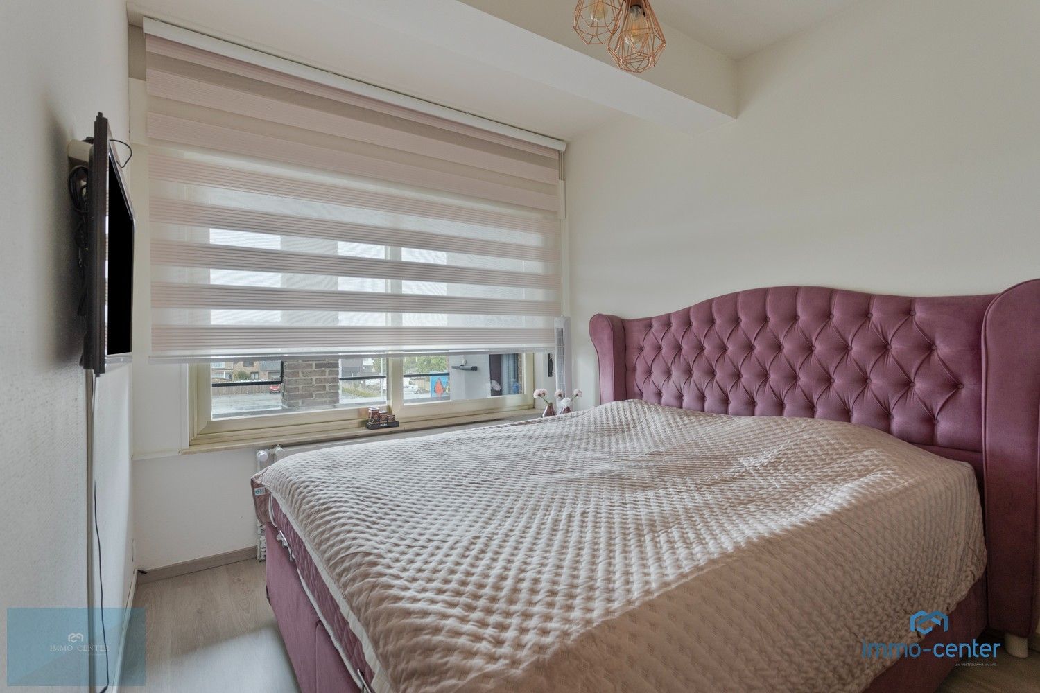 Volledig gerenoveerd 2-slpk appartement met groot terras – Tweede verdiep zonder gemeenschappelijke kosten foto 16