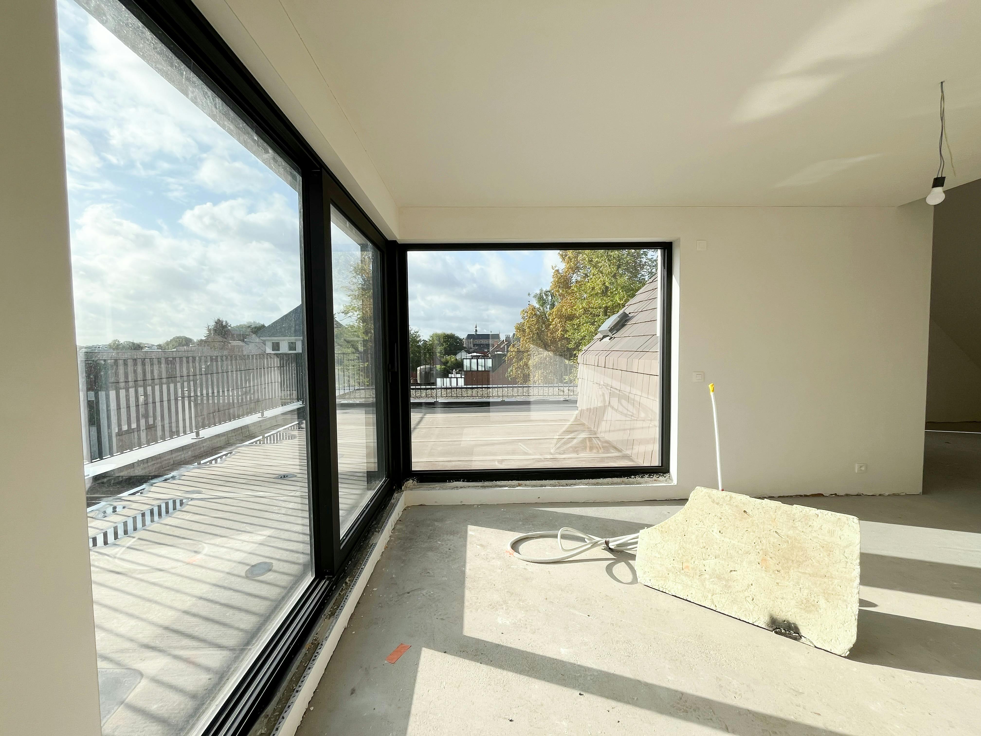 Riant penthouse te koop in het hartje van Hoogstraten  foto 7