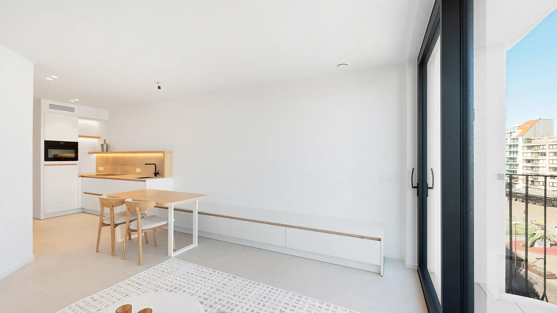 Prachtig nieuwbouw appartement met zijdelings zeezicht in het centrum van Knokke. foto 12