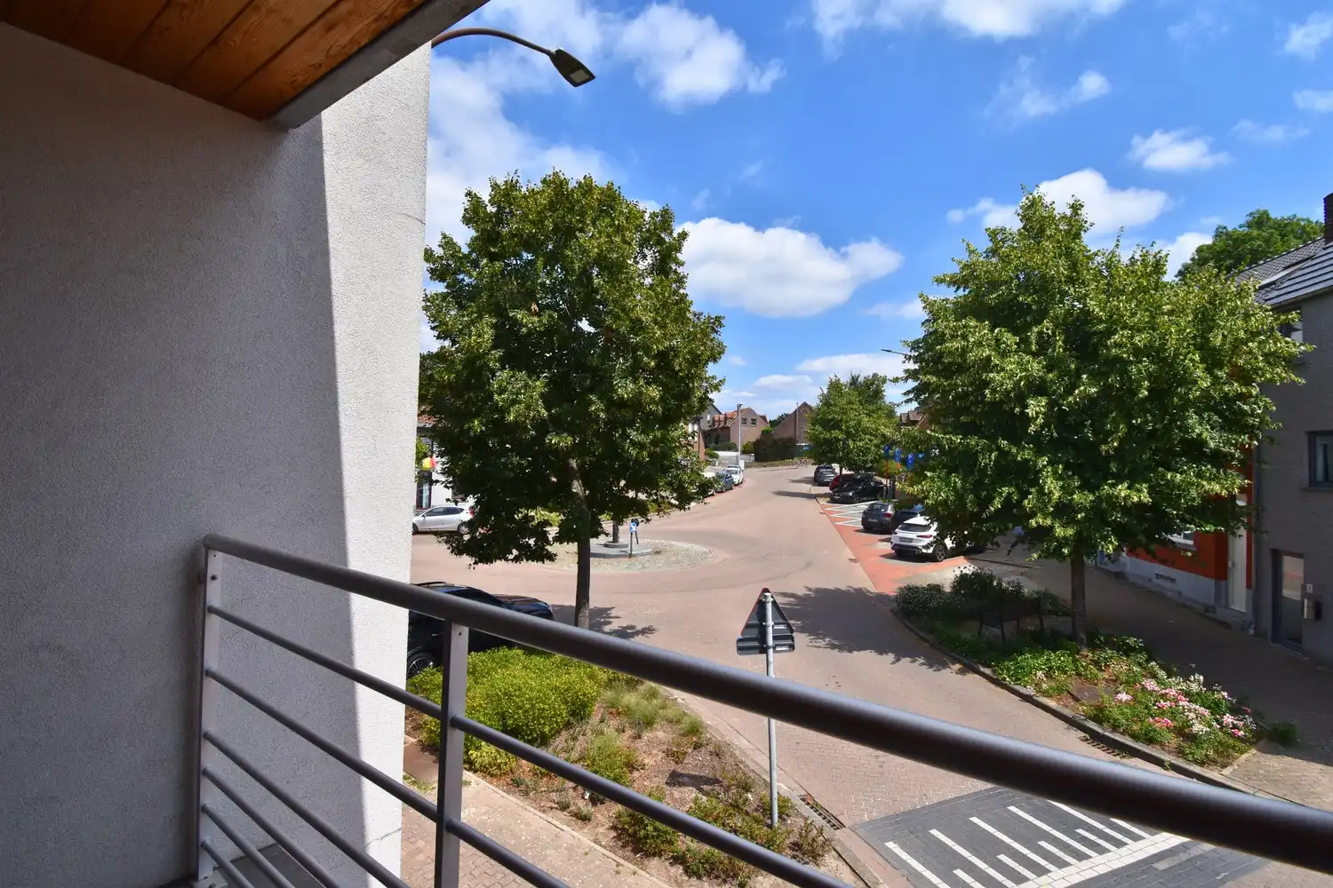 Te huur – Gezellig appartement met 1 slaapkamer, terras en parkeerplaats te Essenbeek (Halle) foto 2