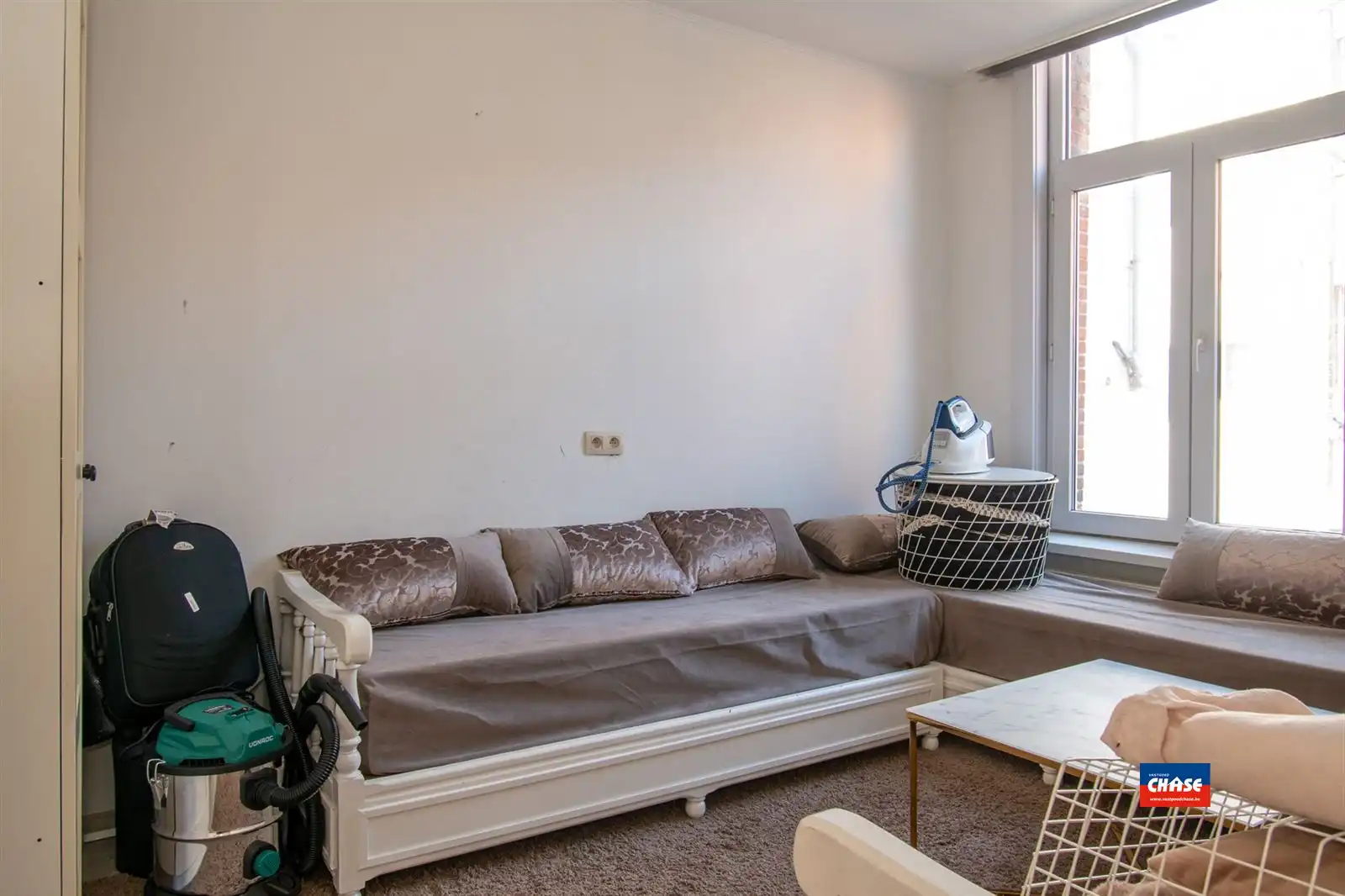 Charmante herenhuis met vier slaapkamers en twee badkamers foto 11