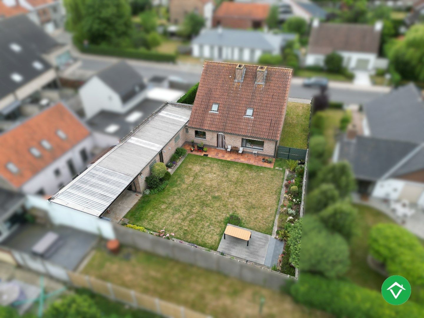 Alleenstaande woning met 5 slaapkamers, tuin en garage/loods te Roeselare foto 13