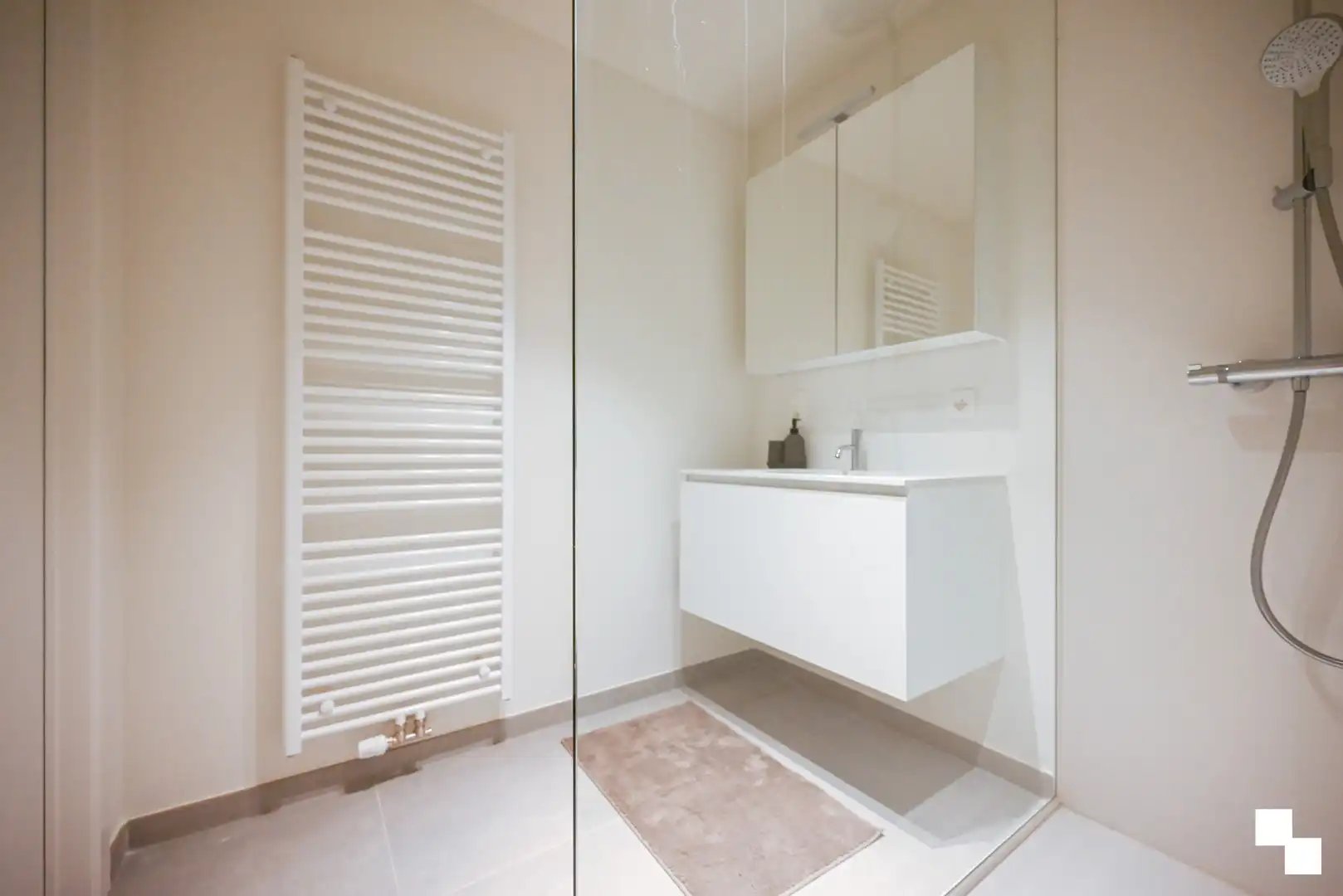 Luxe penthouse nabij centrum Ingelmunster foto 22