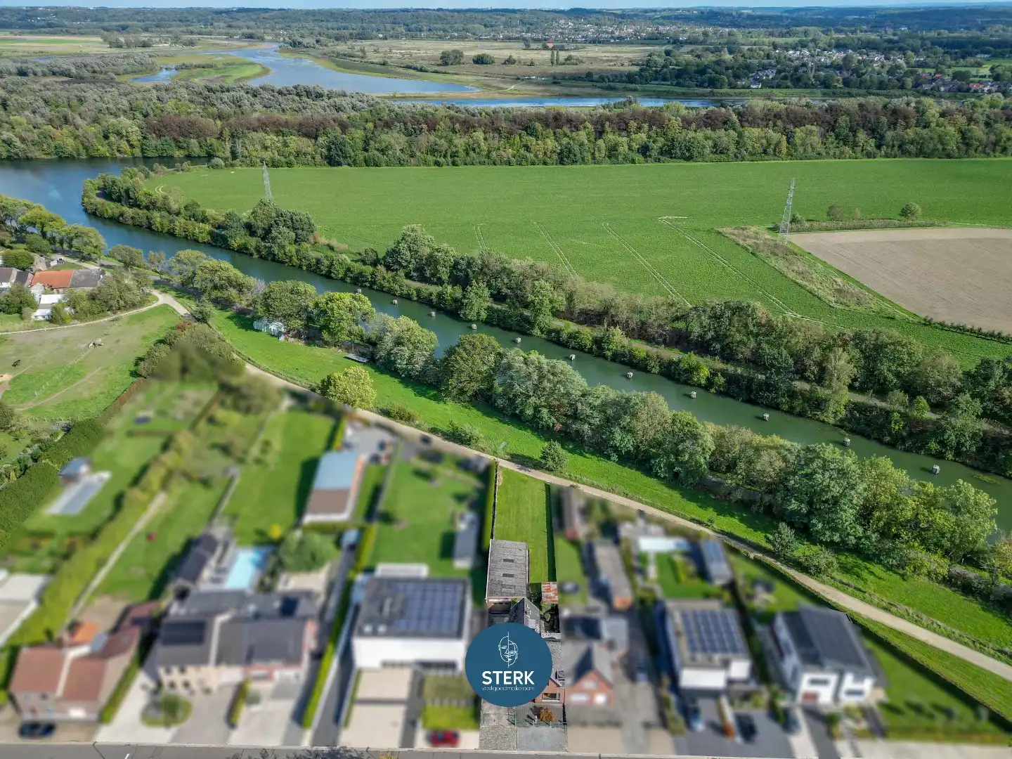 GEZINSWONING MET VEEL POTENTIEEL OP EEN GELIEFDE LOCATIE TE NEERHAREN !  foto 24