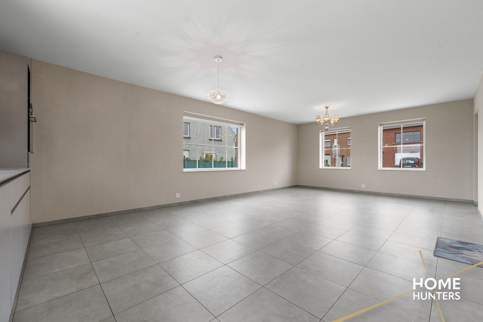 Luxe gelijkvloerse nieuwbouwvilla met 2 slaapkamers en een ruime garage op een groot perceel foto 18