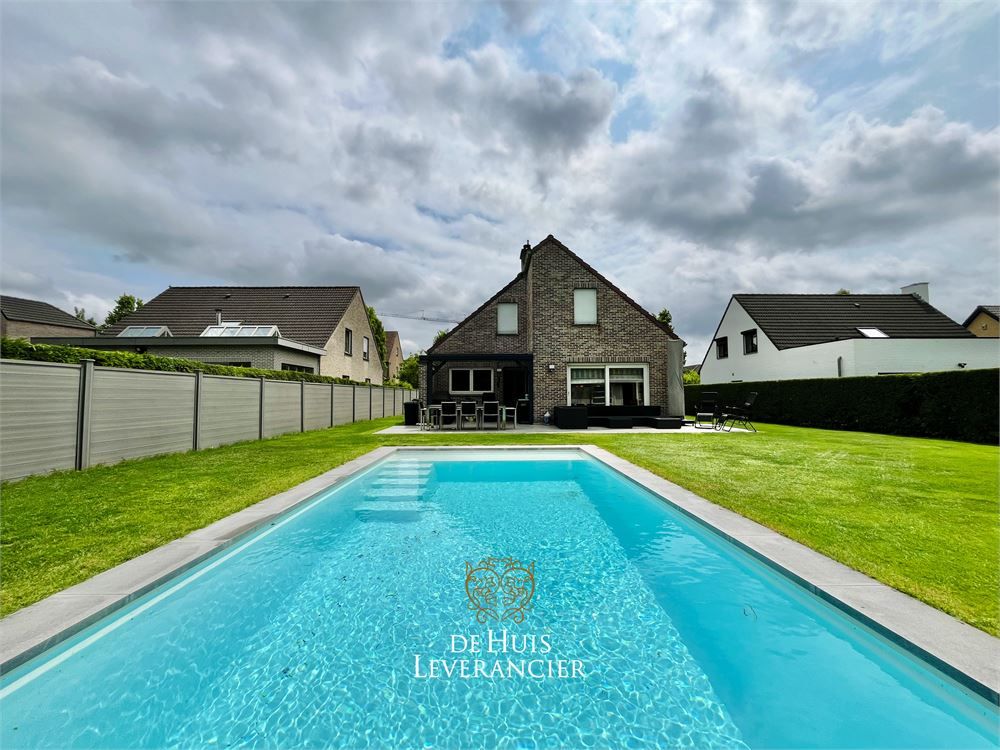 Exclusief wonen in Kontich ? Luxe, rust & ruimte met tuin met zwembad te koop ! foto 3