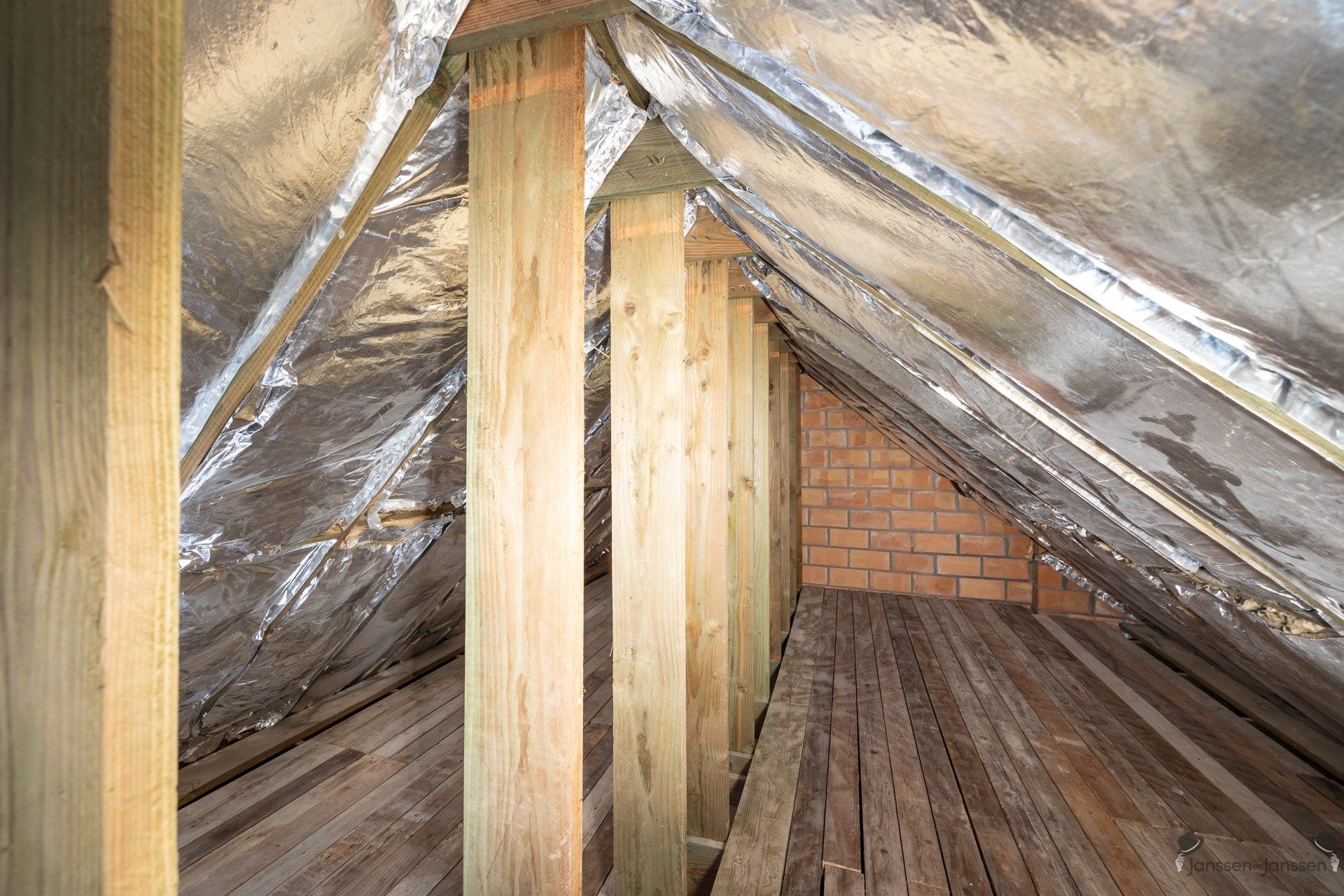 Energiezuinige woning met gezellige tuin foto 16